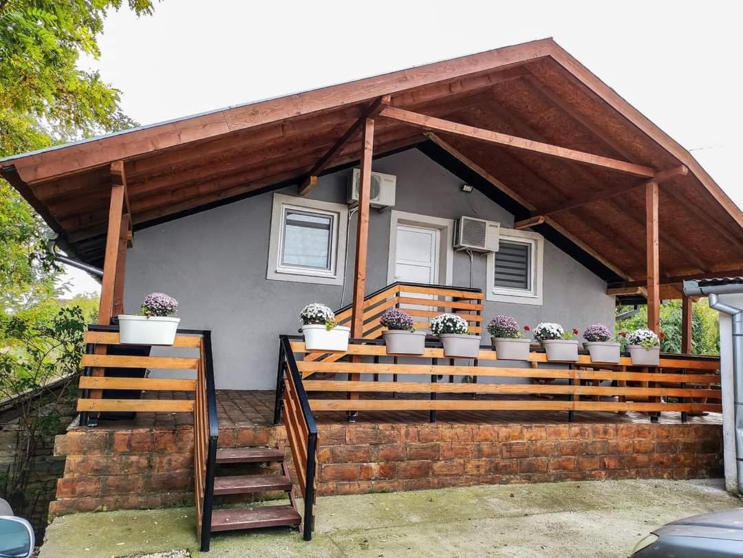 S. A. L. Prenociste Apartamento Zrenjanin Exterior foto