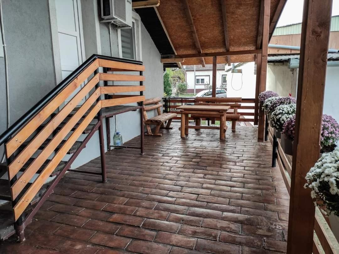 S. A. L. Prenociste Apartamento Zrenjanin Exterior foto