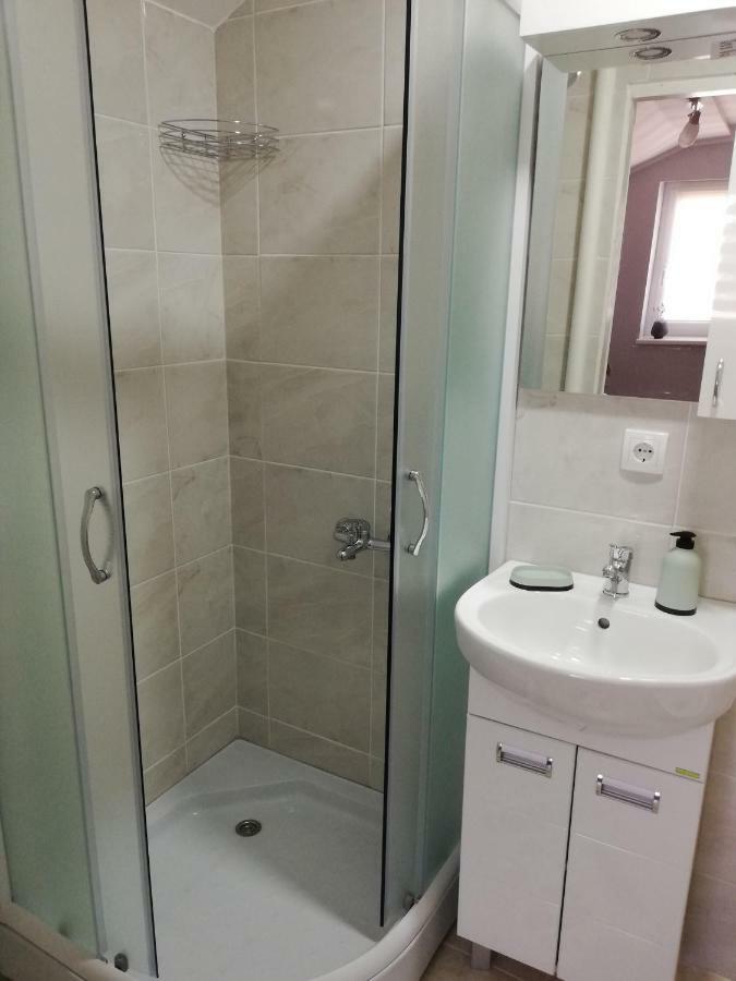S. A. L. Prenociste Apartamento Zrenjanin Exterior foto
